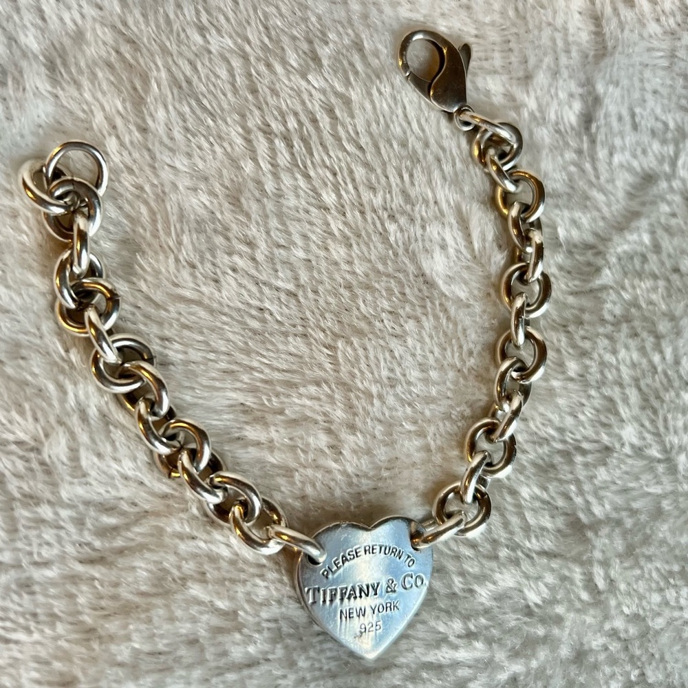 Authentic Tiffany & Co. Return to Tiffany® Heart Tag Bracelet in Sterling Silver